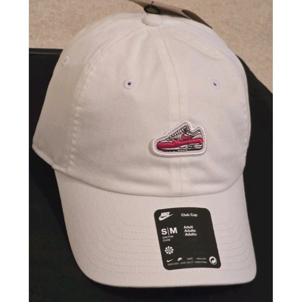 Nike Unisex Club Cap Adult S/M  Air Max 1 NEW Dunk Patch‎ Cap White